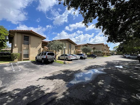 3rd image of 11101 Royal Palm Blvd APT 203