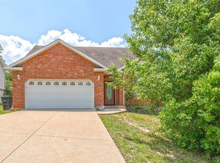 340 Carmel Valley Way, Saint Robert, MO 65584