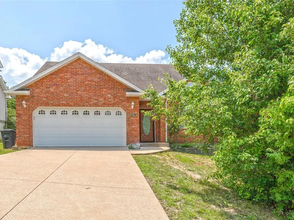 340 Carmel Valley Way, Saint Robert, MO 65584
