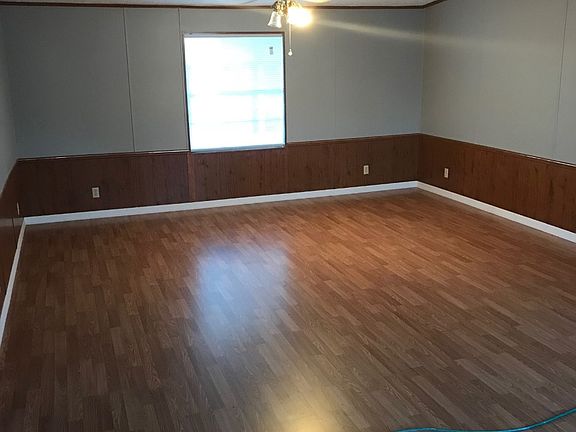 5th image of 4922 Malibu Dr