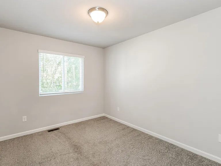 507 Burr St — Photo 18