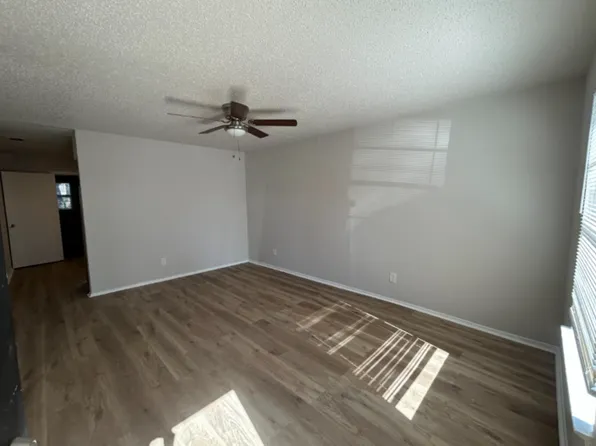 2809 North Hwy #175-105, Seagoville, TX 75159