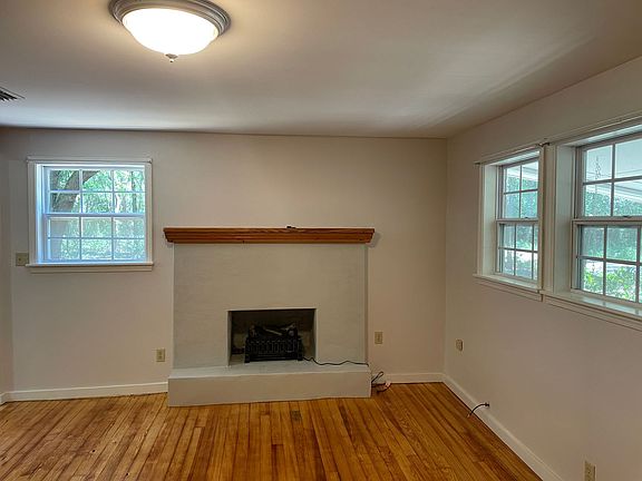 4th image of 6326 Glory Ave