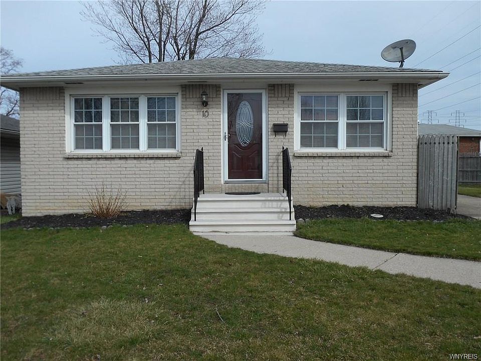 1st image of 10 Crescent Ct