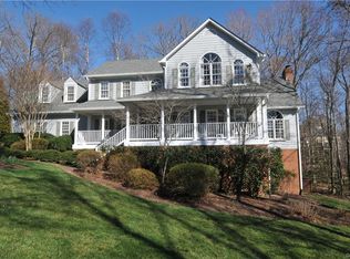 2521 Whitecastle Dr, Midlothian, VA 23113