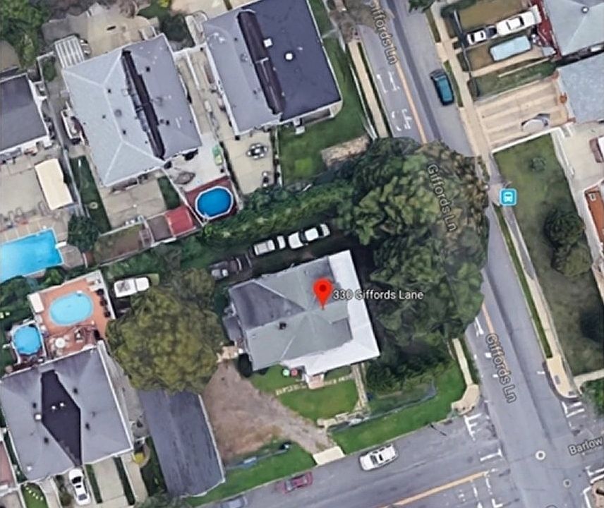1st image of 330 Giffords Ln