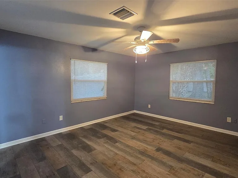 426 Tulip Dr — Photo 13