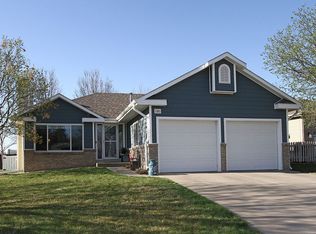 1501 W Lake Ct, Lincoln, NE 68522