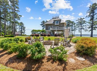 250 Hunters Point Drive, Vandemere, NC 28587