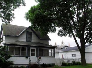 465 E Front St, Winona, MN 55987