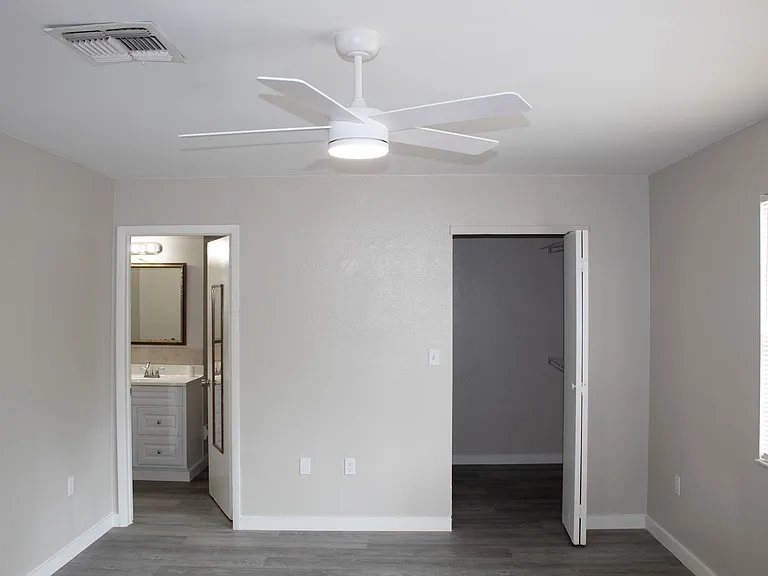 7023 Oakwood Dr #3 — Photo 16