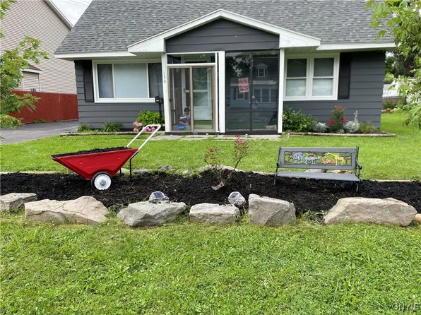 130 Beechwood Ave, Liverpool, NY 13088