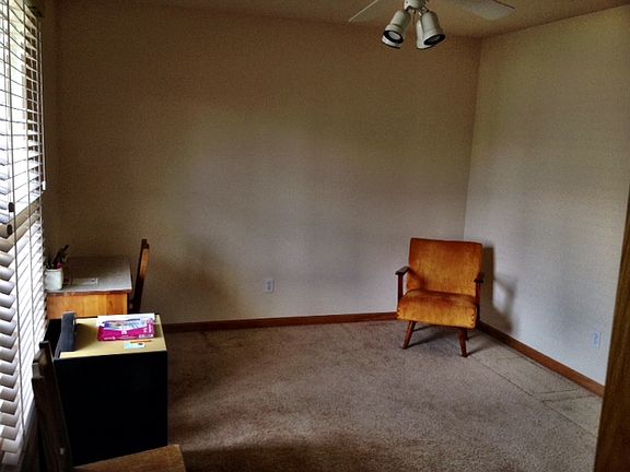 4th image of 1645 Longberry Ln