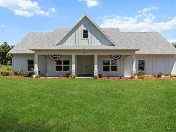 8711 W Emerald Oaks Dr, Crystal River, FL 34428