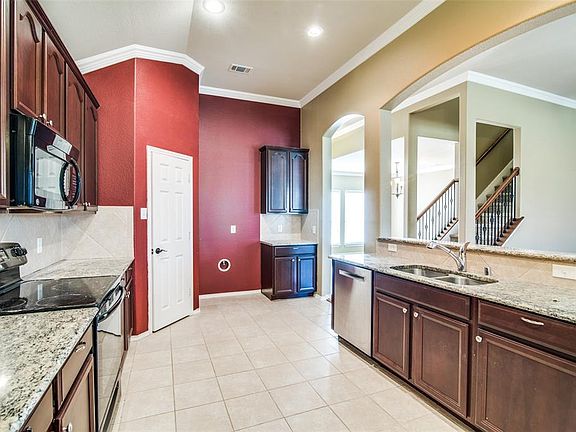5th image of 5630 Lincolnwood Dr