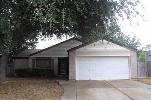 1st image of 4922 Tenderwood Dr