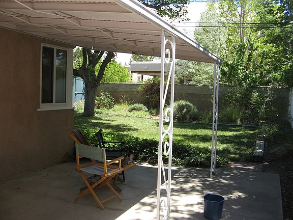 3rd image of 1328 Stanford Dr NE