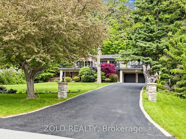 41 Meadowcliffe Dr, Toronto, ON M1M 2X8