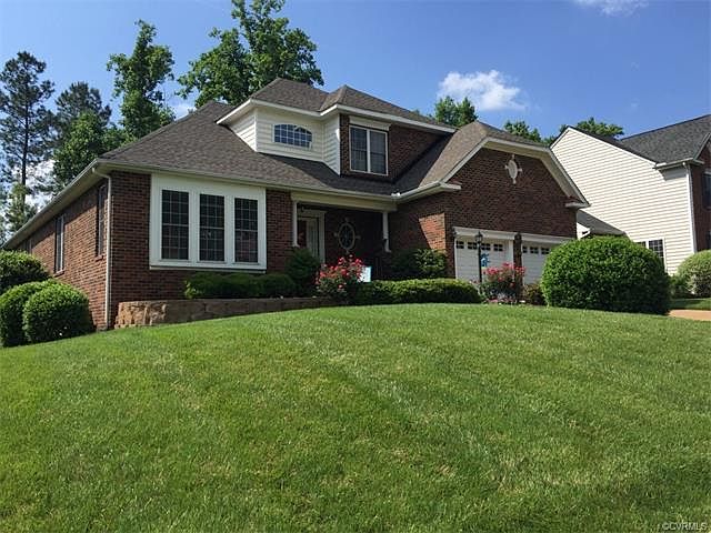 1st image of 400 Powhatan Hill Pl