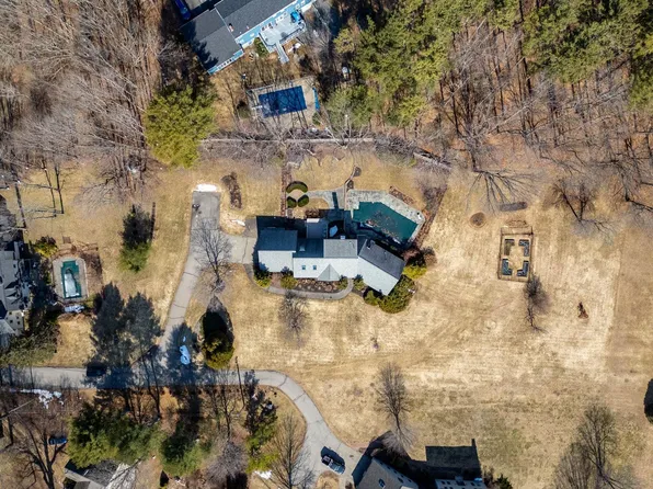 6 Drury Lane, South Berwick, ME 03908