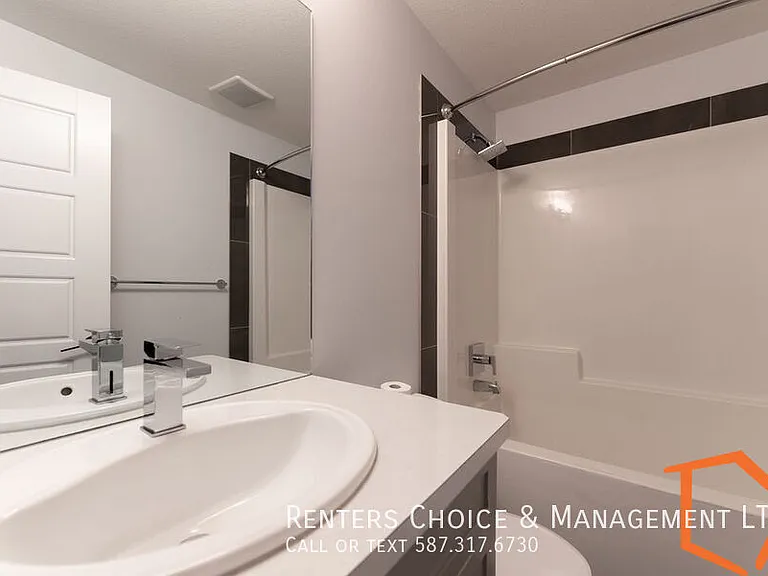 51 Kensington Rd W #2 — Photo 9
