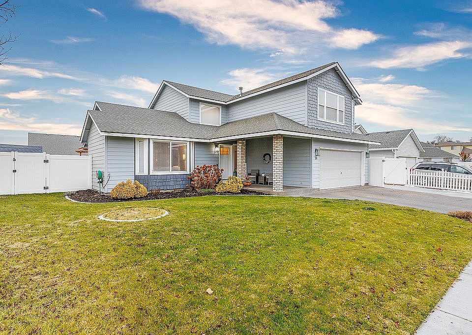 114 NE 12th St, Hermiston, OR 97838 Zillow