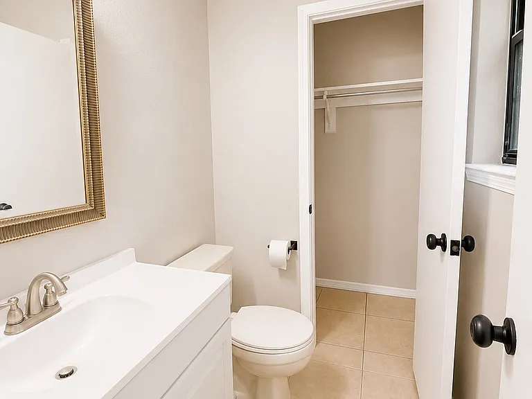 8130 Stonebrook Dr — Photo 16