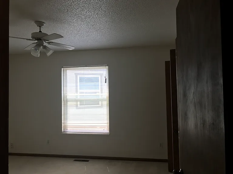 916 44th Avenue Ct #28 — Photo 35
