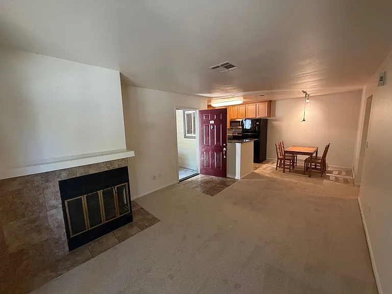 3715 Tallyho Dr #140 — Photo 5