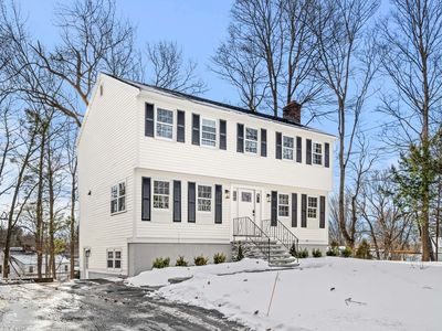15 Upland Rd, Andover, MA, 01810