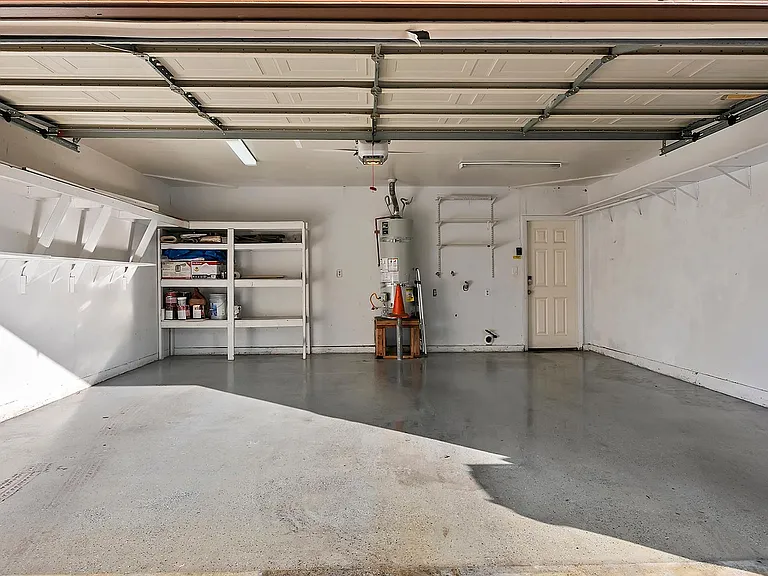 8707 Cedros Ave #7 — Photo 43