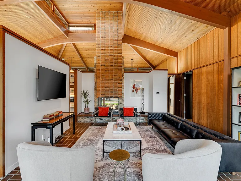 7158 Joyce Way — Photo 111