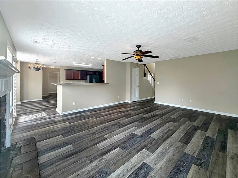 1210 Skylar Ridge Cir — Photo 9