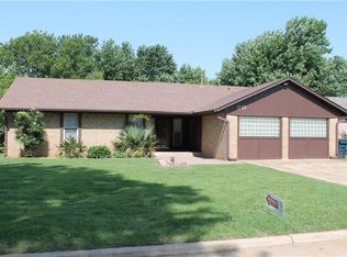 1727 Briarwood Dr, Purcell, OK 73080