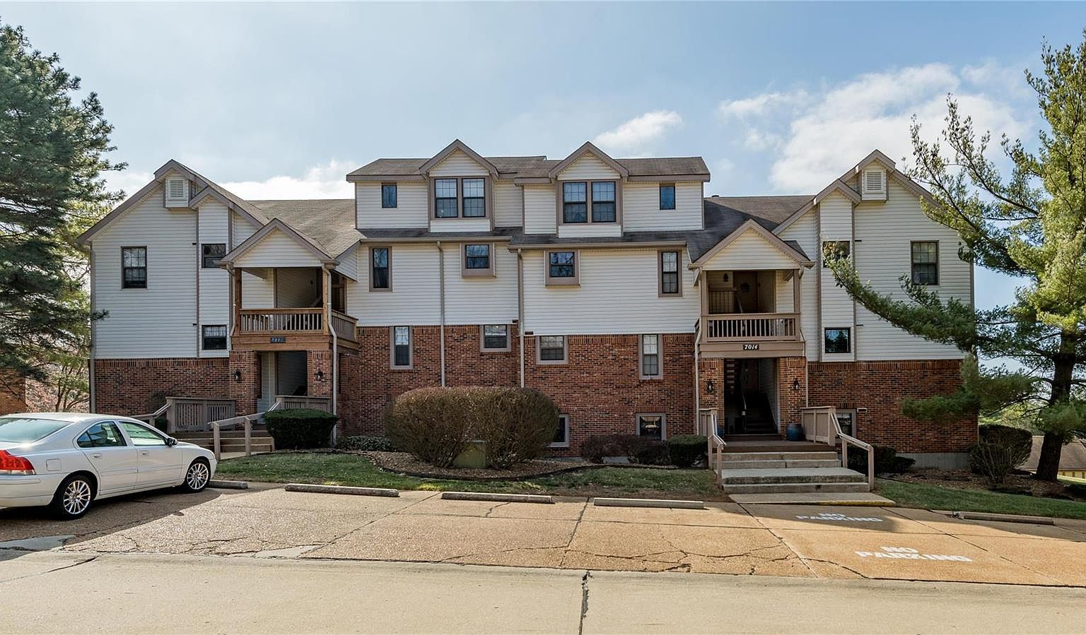 7014 Green Tee Ct APT A, Saint Louis, MO 63129 Zillow
