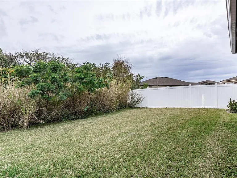 13877 Carlow Park Dr — Photo 19