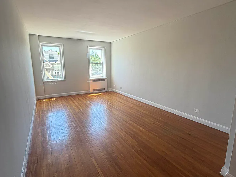 3300 Netherland Ave #22 — Photo 3