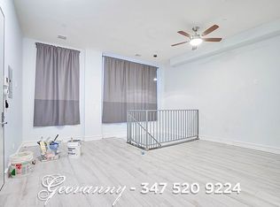 1823 Palmetto St #1C, Ridgewood, NY 11385