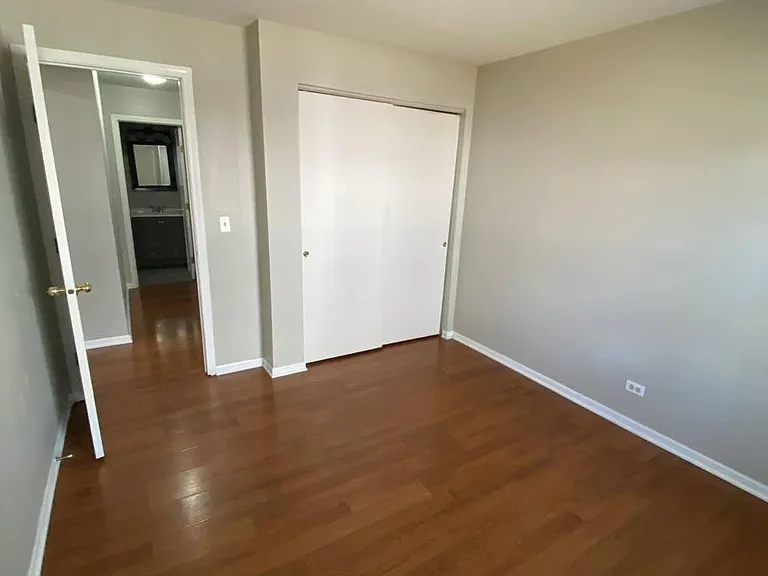 33 Taft Ct #AA — Photo 12