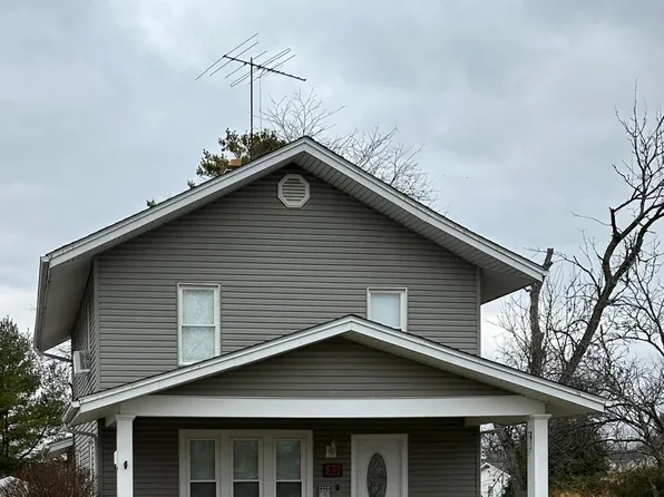 33 School St, Ashville, OH 43103