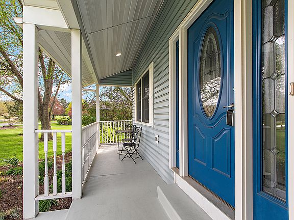 4th image of 17654 Driftwood Ln