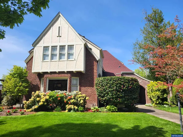 316 NW 32nd St, Corvallis, OR 97330