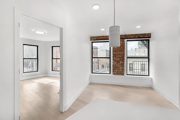 Rented by Compass | media 4