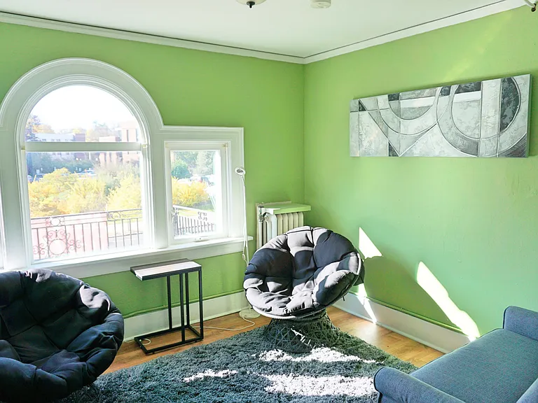 2323 NW Monroe Ave — Photo 7