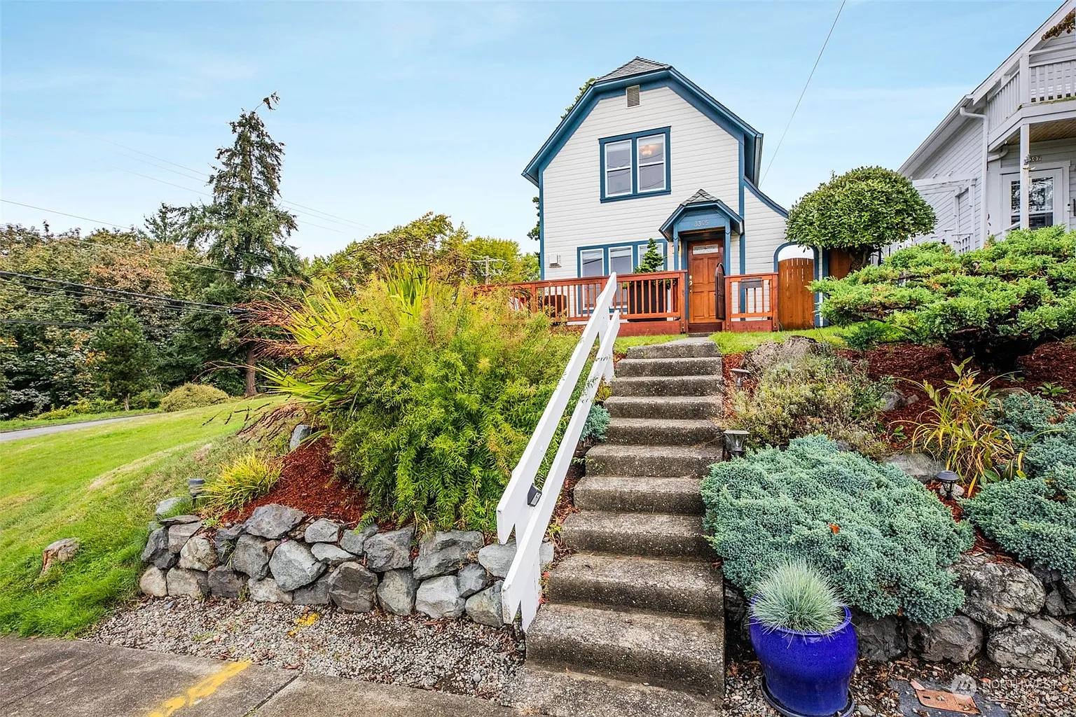 3305 Federal Avenue photo 1