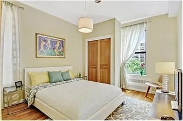 Sold by Nest Seekers International | media 20