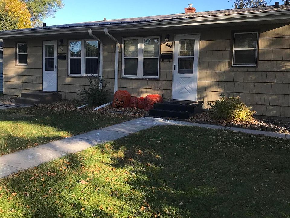 1st image of 606 23rd Ave S #&-608