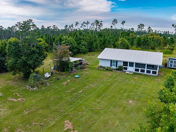 2nd image of 234 Chestnut Way