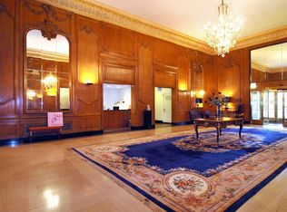5555 N Sheridan Rd APT 1907, Chicago, IL 60640