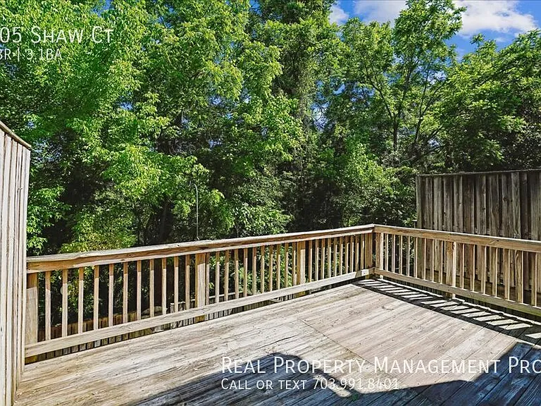 905 Shaw Ct — Photo 20
